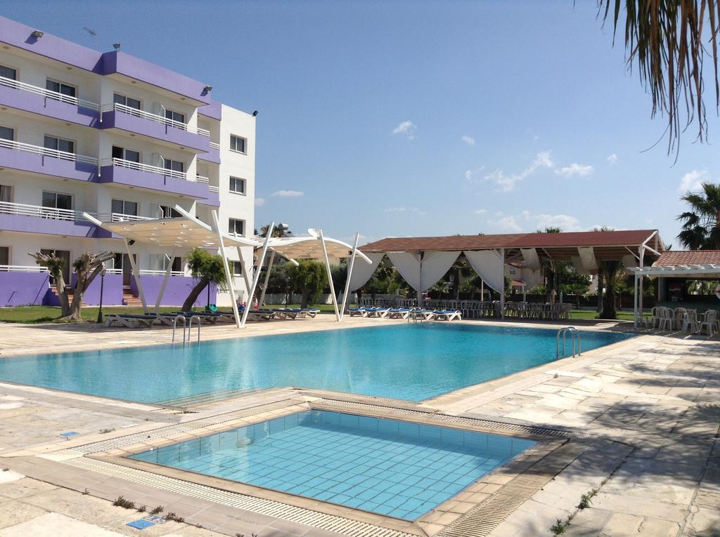 Valana Hotel Apartments Limassol Exterior photo
