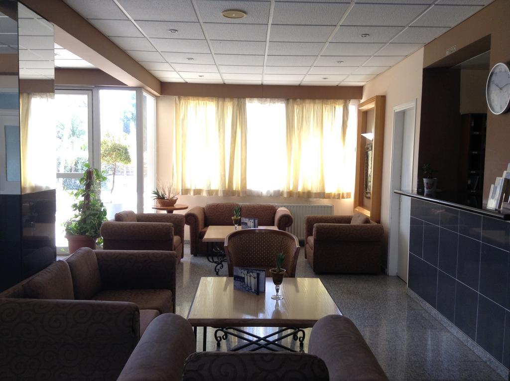 Valana Hotel Apartments Limassol Exterior photo