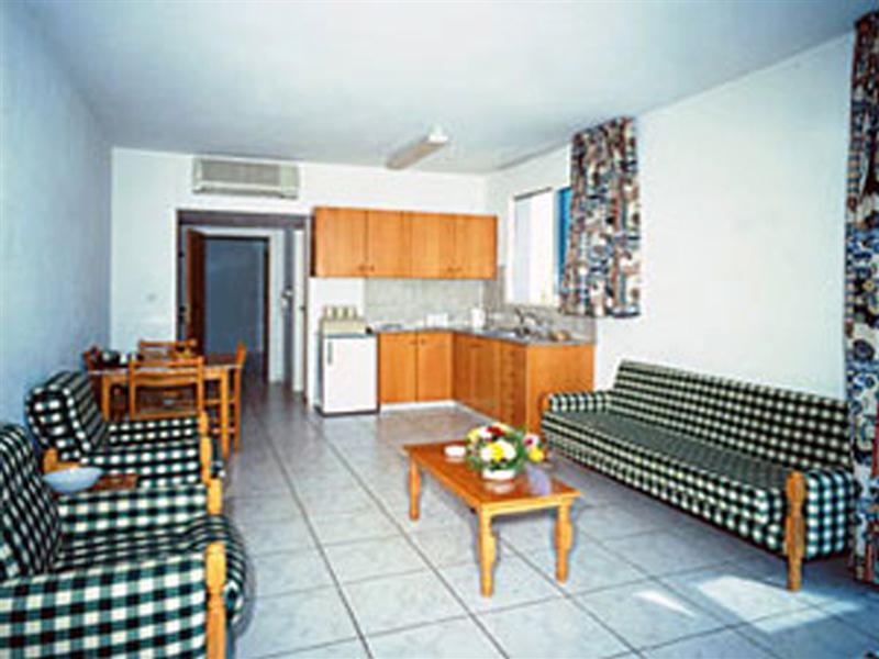 Valana Hotel Apartments Limassol Exterior photo
