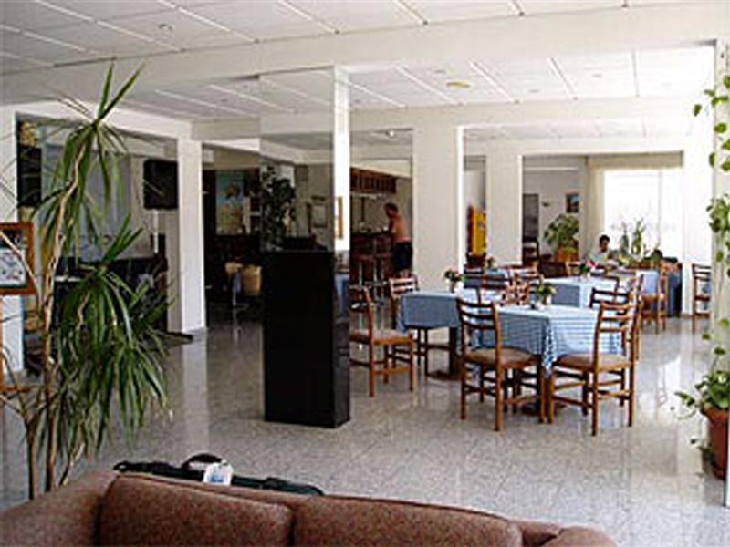 Valana Hotel Apartments Limassol Exterior photo