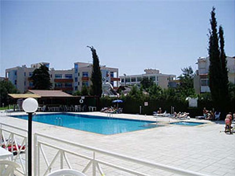 Valana Hotel Apartments Limassol Exterior photo